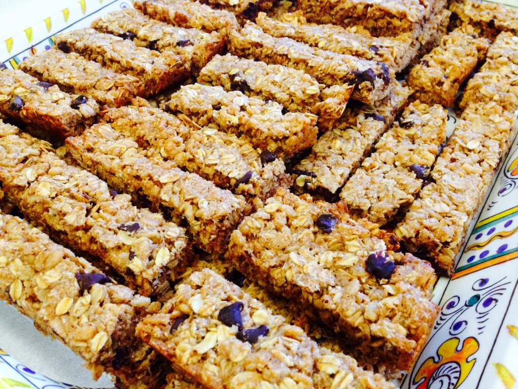 coconut almond butter granola bars with chocolate chips